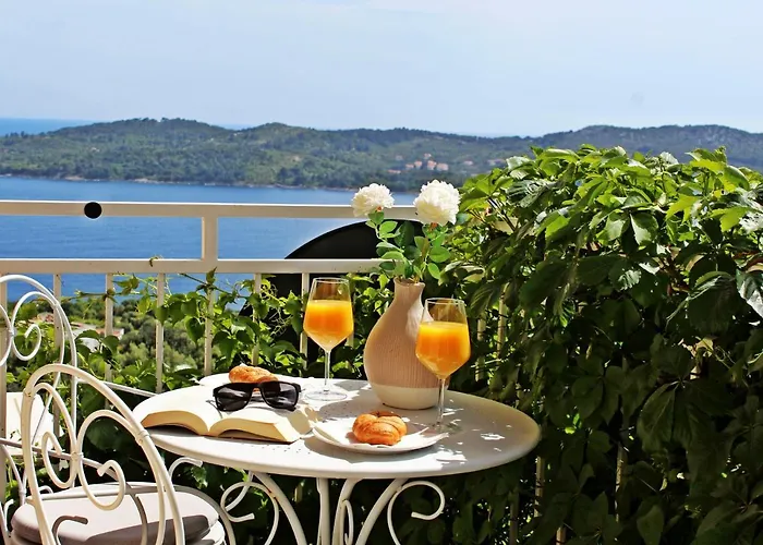 Sea View Apartmán *